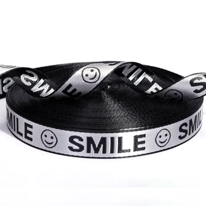 Ribín Uigí Jacquard